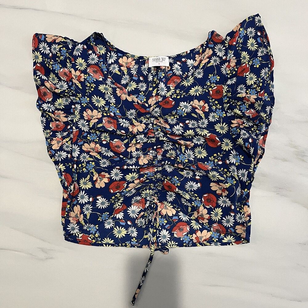 Sienna Sky Floral Top Blue New Women size Small.